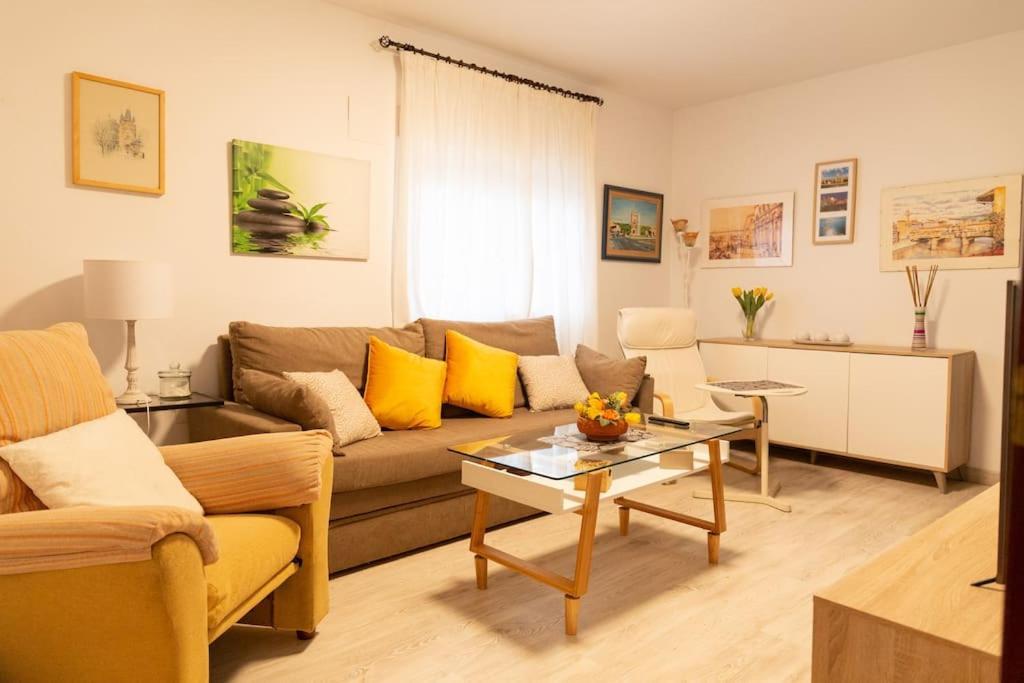 El Patio De La Vina By Gades Gestion Apartment Cádiz Exterior photo